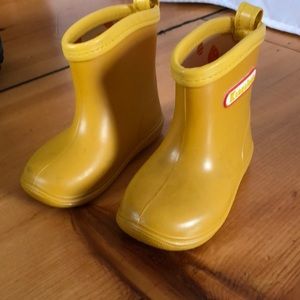 Toddler rain boots